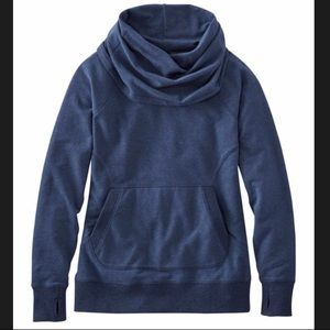 LL Bean Cozy Pullover. EUC. Medium. Navy.